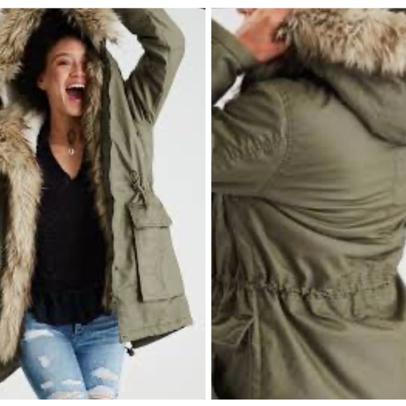 American Eagle Outfitters Jackets & Blazers - American Eagle Army Green Fur Trim Removable Hood Full Zip Jacket Coat Size XS